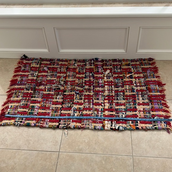 Floor mat - Picture 1 of 3